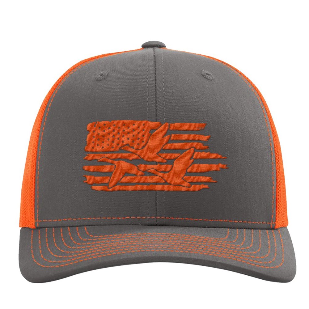 DUCK Hunting . with U.S FLAG